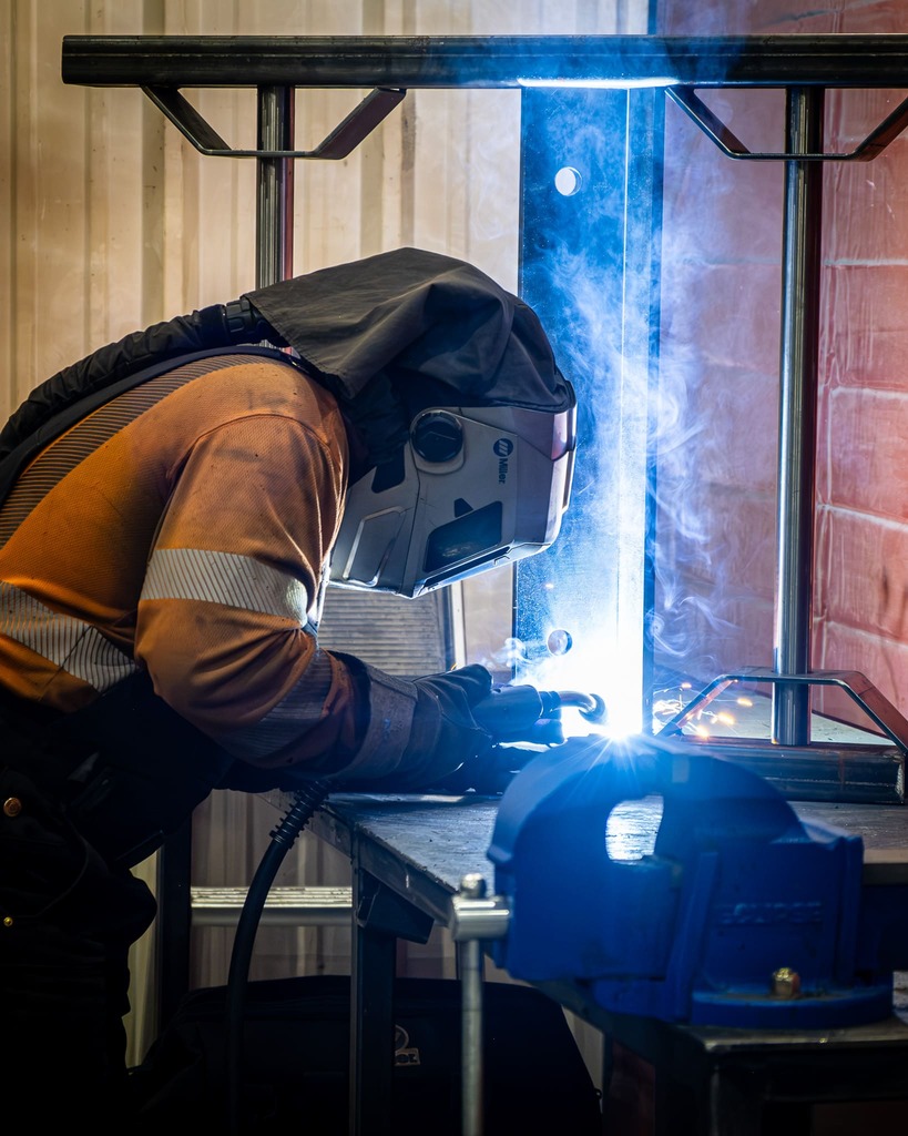 Welding_Calgary_Forefront_Fabrication_10- Bucket Liners