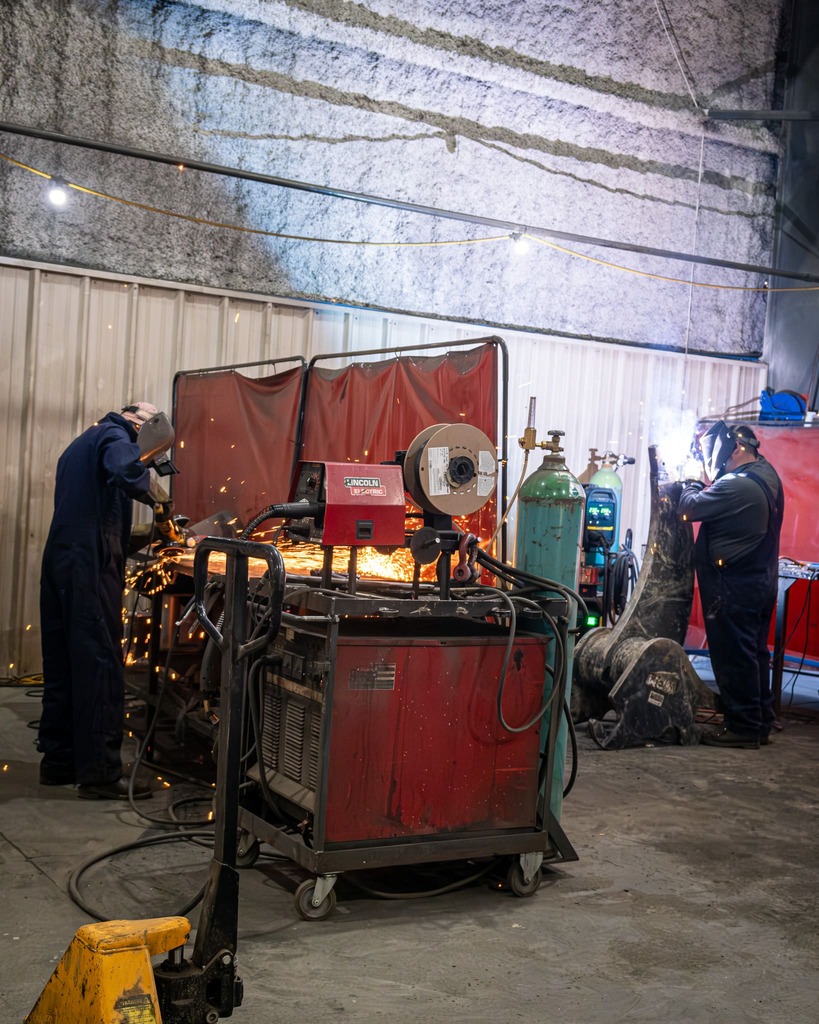 Welding_Calgary_Forefront_Fabrication_3- Bucket Liners Calgary