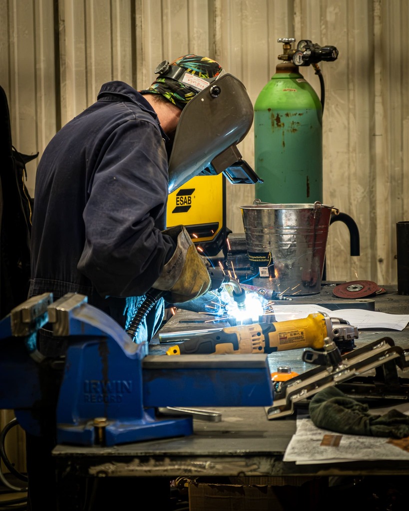 Welding_Calgary_Forefront_Fabrication_6- Welding_Calgary_Forefront_Fabrication